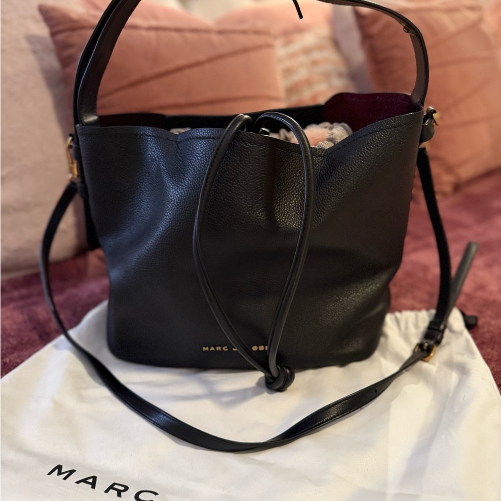 Marc Jacobs Black Leather Women's Bag